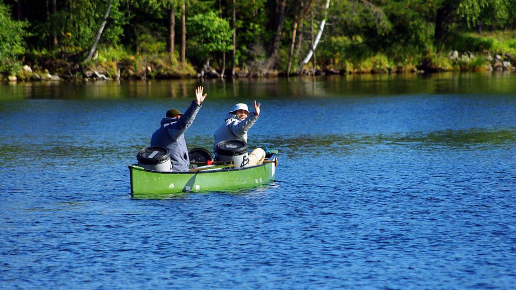 Lits Camping, Stugby Och Kanot Ngoại thất bức ảnh